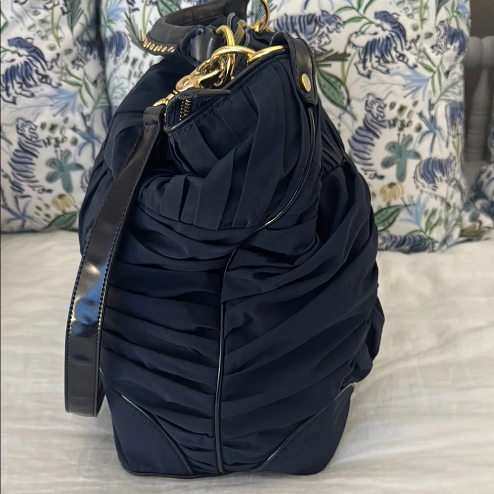 Stella McCartney Navy Nylon Pleated Women's Bag - Picture 4 of 16